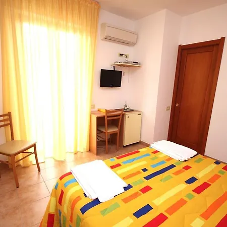 מלון Hotel Alguer אלגהרו