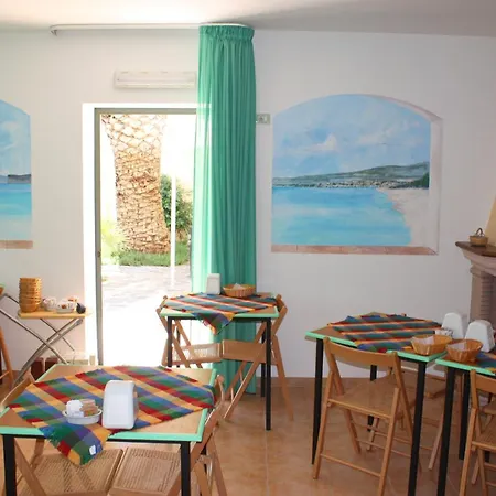 מלון Hotel Alguer