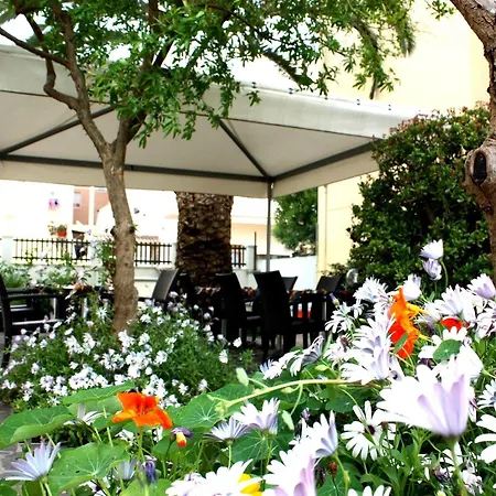 Hotel Alguer מלון 3*