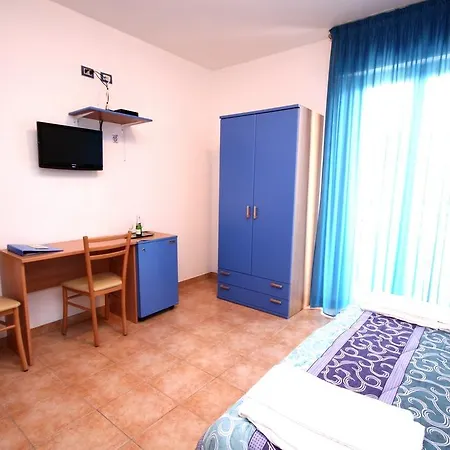 Hotel Alguer فندق 3*